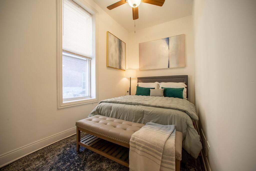 Getaway In The Heart Of Pilsen Chicago Apartment Exterior photo