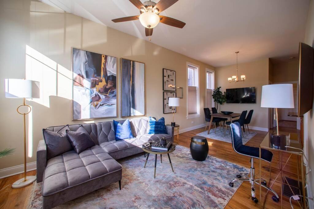 Getaway In The Heart Of Pilsen Chicago Apartment Exterior photo